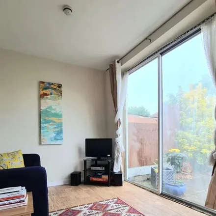 Rent this 1 bed apartment on Dallas Road in London, NW4 3JD