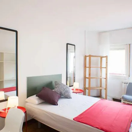 Image 9 - Carrer de Santa Perpètua, 18, 08012 Barcelona, Spain - Apartment for rent