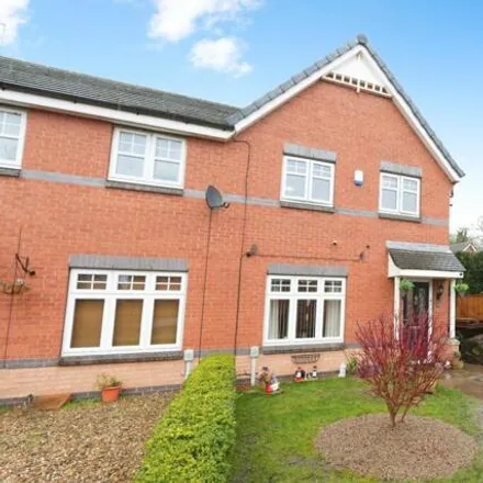 Buy this 3 bed duplex on Ryedale in Brough, HU15 1SE
