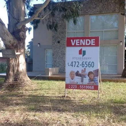 Buy this 2 bed house on Avenida Gaucho Rivero in Partido de Mar Chiquita, Mar de Cobo