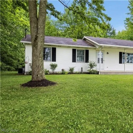 Image 3 - 5831 Russia Road, South Amherst, New Russia Township, OH 44001, USA - House for sale