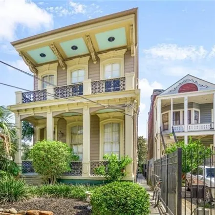 Buy this 1 bed condo on 1525 Clio Street in New Orleans, LA 70130