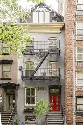 Buy this 6 bed house on 208 East 30th Street in New York, NY 10016
