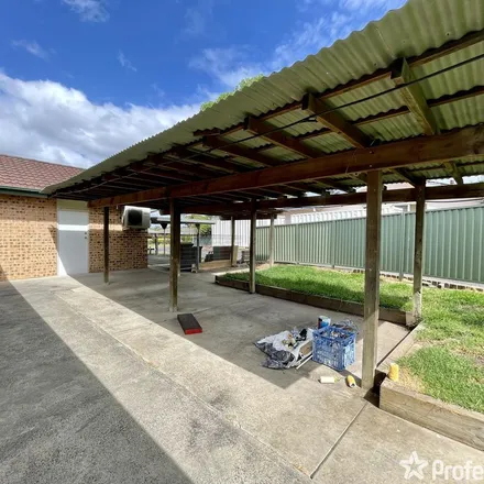 Rent this 3 bed apartment on 2ST in McMahons Road, North Nowra NSW 2541