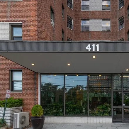 Rent this 1 bed apartment on 411 Bronx River Road in City of Yonkers, NY 10704