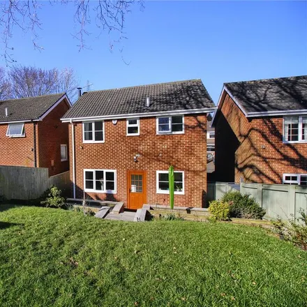 Rent this 3 bed house on Coatham Vale in Eaglescliffe, TS16 0RA