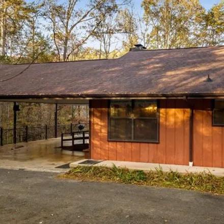 Image 3 - 735 Mill Creek Road, Conner Heights, Pigeon Forge, TN 37863, USA - House for sale