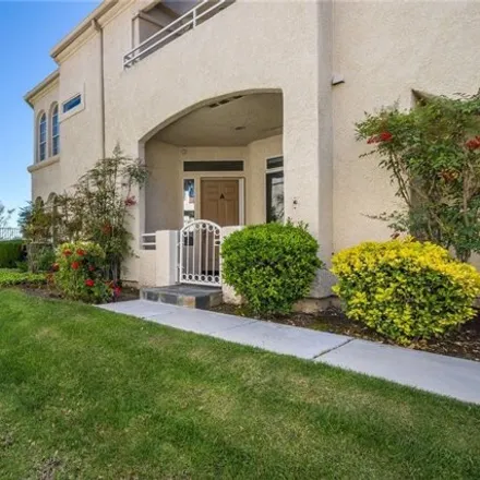 Image 2 - 25801 London Place, Stevenson Ranch, CA 91381, USA - Condo for sale