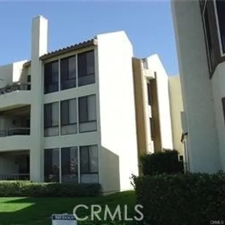 Rent this 2 bed condo on 27775 Rota in Mission Viejo, CA 92692