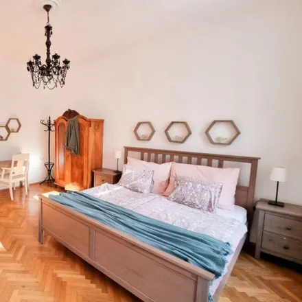 Rent this 2 bed apartment on Wiesenhuttenplatz