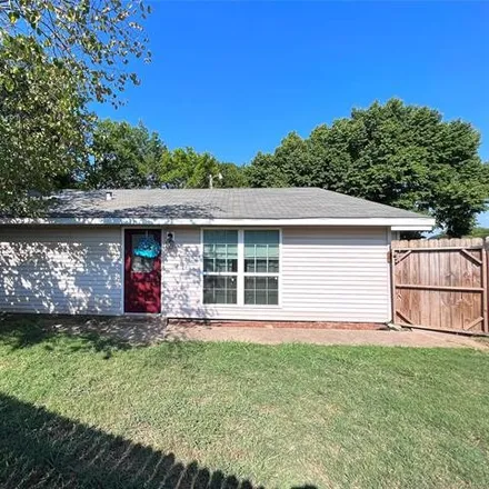 Image 1 - 398 East Layton Street, Chelsea, Rogers County, OK 74016, USA - House for sale