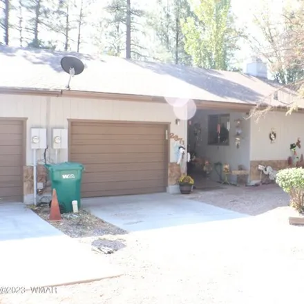 Buy this 2 bed townhouse on 2886 South 29th Street in Show Low, AZ 85901