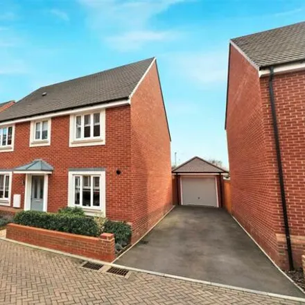 Buy this 4 bed house on unnamed road in Woolmer Green, SG3 6FB
