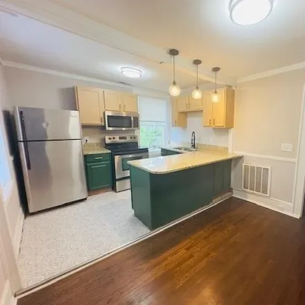 Rent this 1 bed house on BWK of Columbia in Elmwood Avenue, Belleview