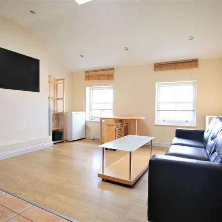 Image 5 - Palmer House, 76-84 Fortess Road, London, NW5 2HJ, United Kingdom - Apartment for rent