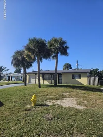 Buy this 2 bed house on 21 Plaza Drive in Ormond Beach, FL 32176
