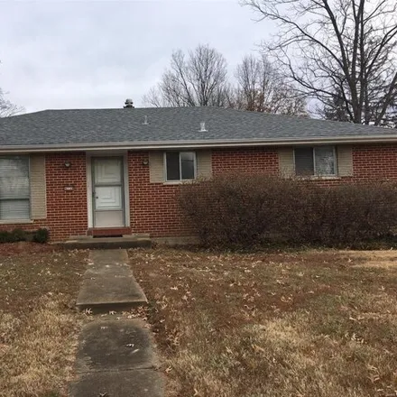 Rent this 3 bed house on 4753 Butler Hill Road in Concord, MO 63128