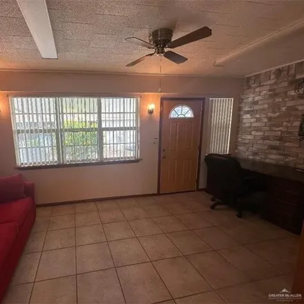Image 6 - 523 Scorpio Street, Mission, TX 78572, USA - House for rent