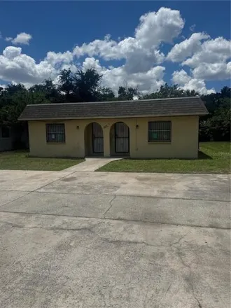 Buy this 4 bed house on 10004 North 11th Street in Tampa, FL 33612