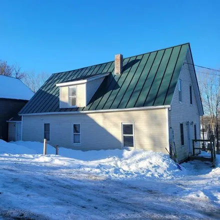 Buy this 4 bed house on 233 Maple Street in Newport, NH 03773