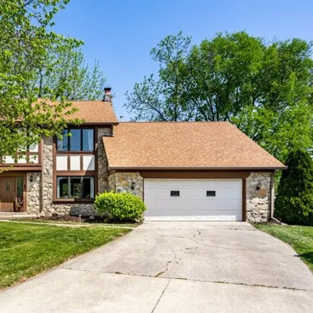 Buy this 5 bed house on Tremont Court in Noblesville, IN 46062