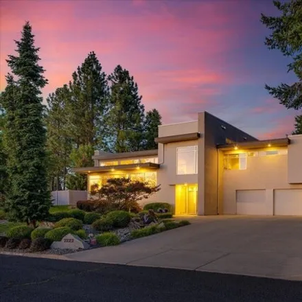 Buy this 6 bed house on 3223 South High Drive in Spokane, WA 99203