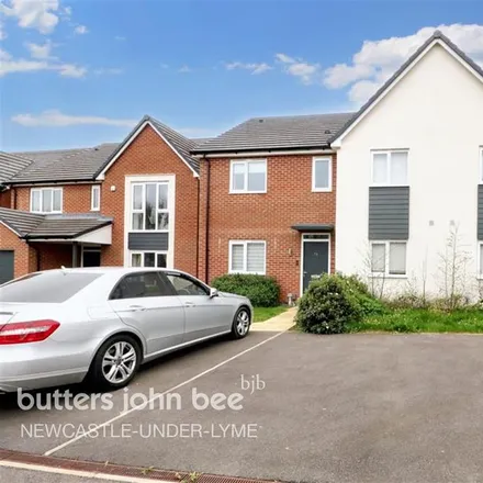 Rent this 3 bed duplex on James Littler Close in Fenton, ST4 8ZS