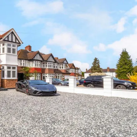 Buy this 5 bed duplex on 185 London Road in Ewell, KT17 2BW