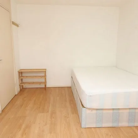 Rent this 3 bed apartment on One in 386 Hornsey Road, London