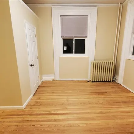 Rent this 2 bed apartment on 78 Glenwood Avenue in Glenwood, City of Yonkers