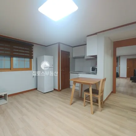Rent this 1 bed apartment on 서울특별시 강남구 역삼동 745-18