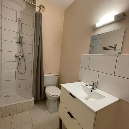 Rent this 1 bed apartment on 158 Boulevard de la Paix in 64000 Pau, France