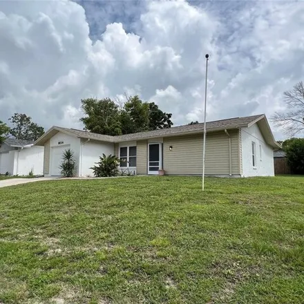 Image 2 - 10825 Casa Grande Avenue, Bayonet Point, FL 34668, USA - House for rent