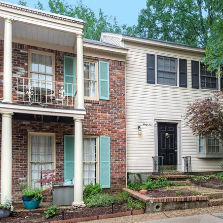 Buy this 2 bed townhouse on 45 Kingsbridge Way in Little Rock, AR 72212
