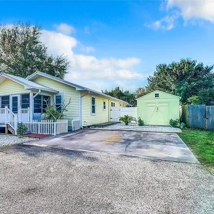 Buy this 3 bed house on 3004 West Arch Street in Tampa, FL 33607