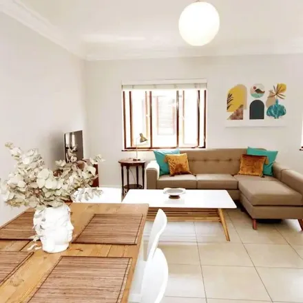 Image 7 - Vagabond Kitchens, Regent Road, Cape Town Ward 54, Cape Town, 8005, South Africa - Apartment for rent