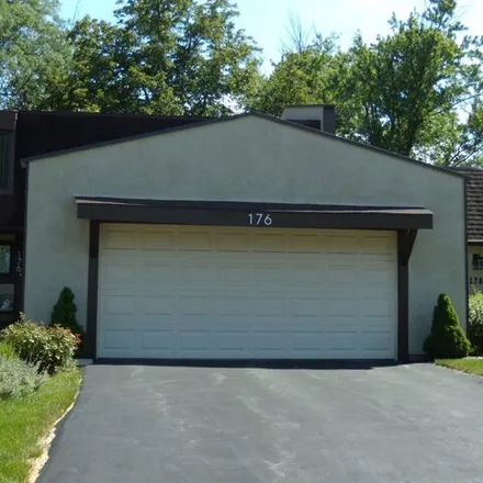 Buy this 3 bed house on 176 Cascade Drive in Indian Head Park, Lyons Township