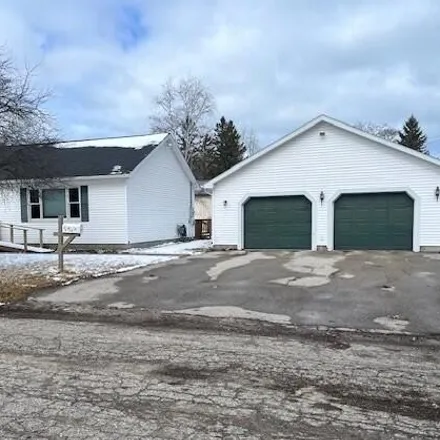 Buy this 3 bed house on 538 Horne Street in Cheboygan, MI 49721