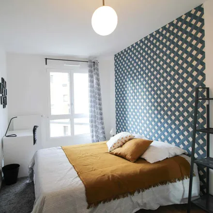 Image 1 - 2 Rue Mozart, 92110 Clichy, France - Room for rent