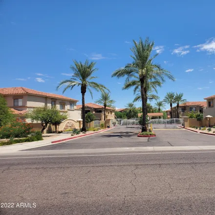 Rent this 2 bed townhouse on Yavapai Elementary School in 701 North Miller Road, Scottsdale