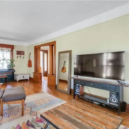 Image 9 - 19 Madison Avenue, Village of Ossining, NY 10562, USA - House for sale