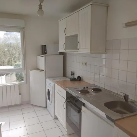 Rent this 2 bed apartment on 11 Avenue du Maréchal Foch in 76290 Montivilliers, France
