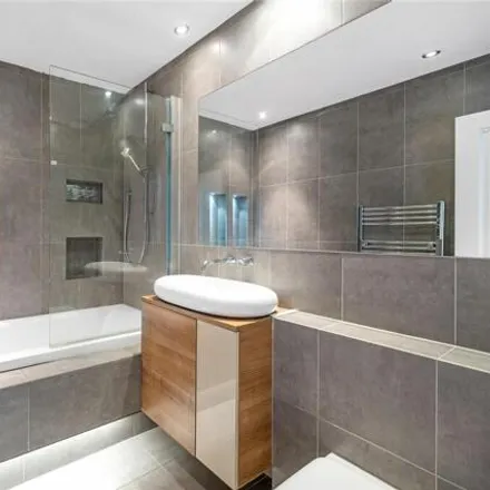 Image 5 - 1-3 Ongar Road, London, SW6 1UG, United Kingdom - Apartment for sale