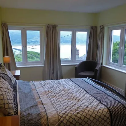 Rent this 2 bed apartment on Barmouth in LL42 1DQ, United Kingdom