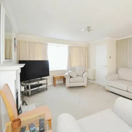 Image 4 - Saddle Rise, Paddock Drive, Chelmsford, CM1 6SS, United Kingdom - House for sale