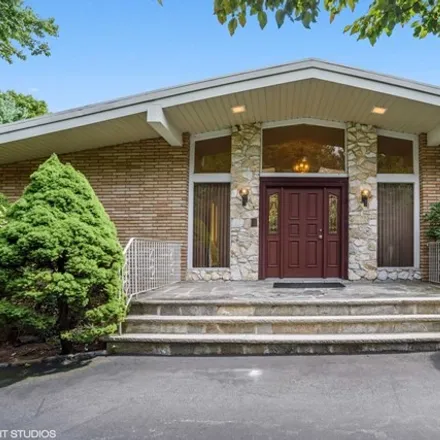 Rent this 4 bed house on 17 Overlook Road in Alpine, Bergen County