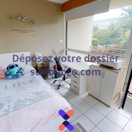Rent this 3 bed apartment on 120 Rue du Faubourg des Postes - Rue Paul Doumer in 59120 Loos, France