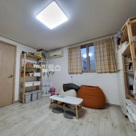 Rent this 2 bed apartment on 서울특별시 중랑구 중화동 281-2