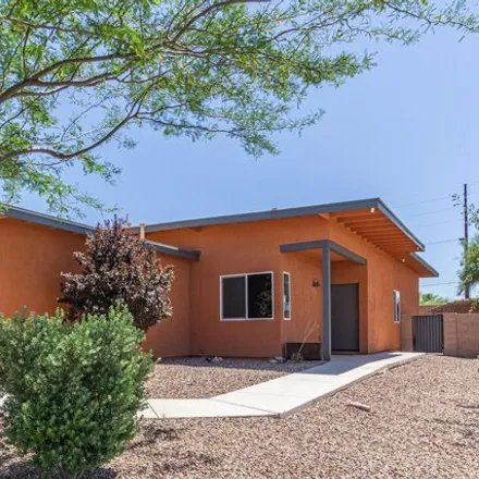 Buy this 3 bed house on West Goret Road in Tucson, AZ 85745