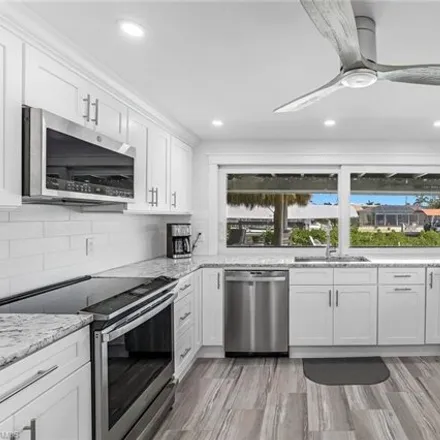 Image 3 - 79 Sunview Boulevard, Fort Myers Beach, Lee County, FL 33931, USA - House for sale
